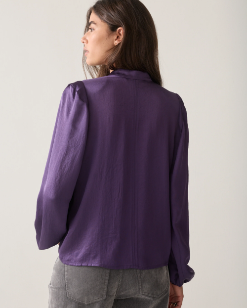 Silky top met schoudervulling paars summum