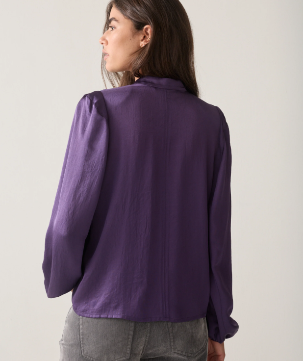 Silky top met schoudervulling paars summum