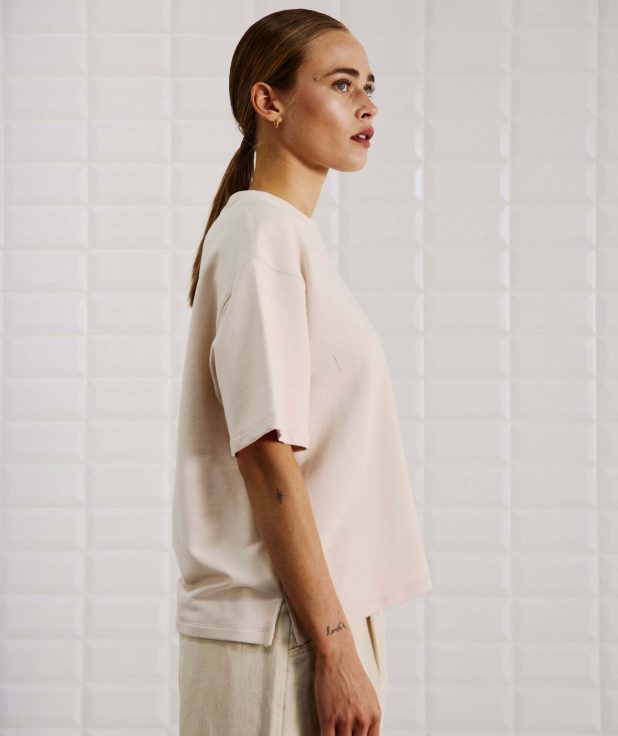 Sltindra_Ss_Tee_Birch00005-scaled