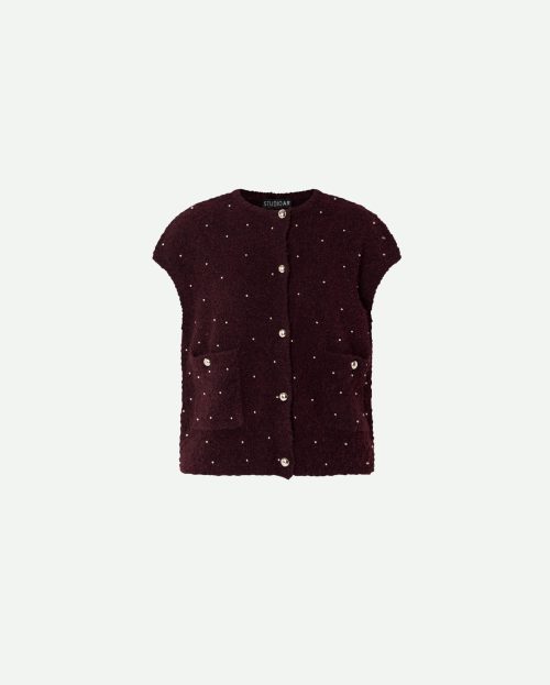 Spencer Idony Studs Studio AR rood
