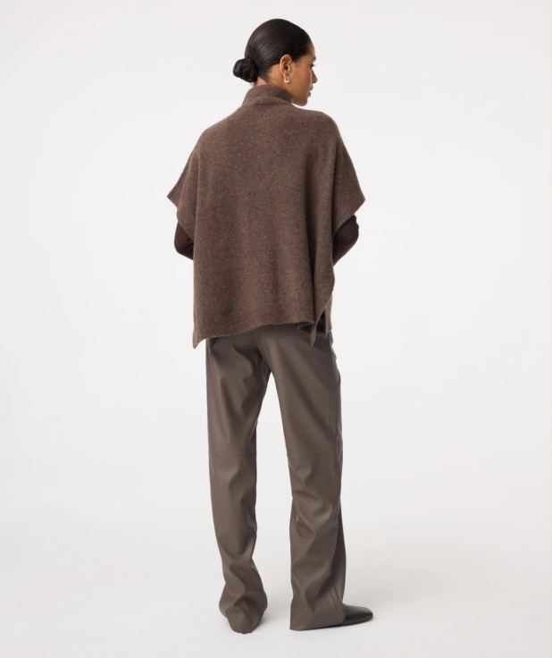 Tove Poncho
