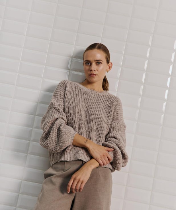 WBLSELENA_LS_PULLOVER_Grey_Sand1