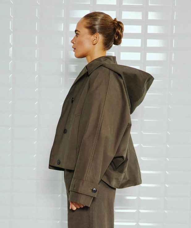 Wblalaia_Hooded_Jacket_Midnight_Green_Steffi_Wide_Pant_Midnight_Green5