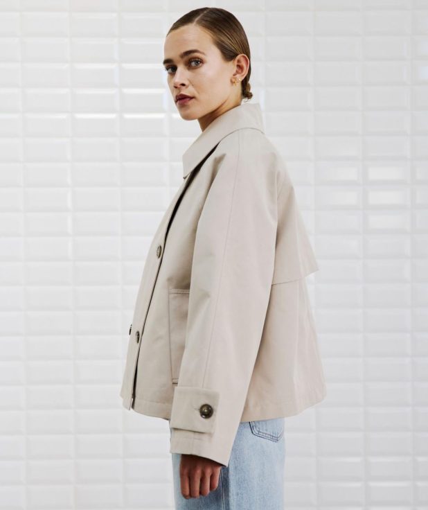 Wbljimberly_Trenchcoat_Light_Sand00002