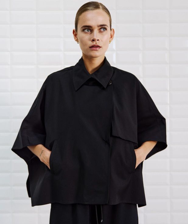 Trench Cape Medusa With Black zwart