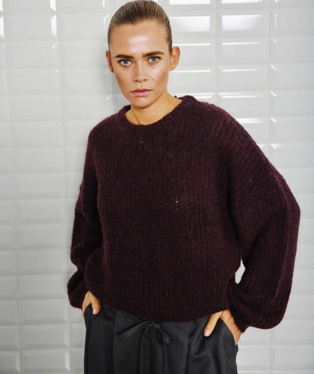 Sweater Ophelia Wine With Black red