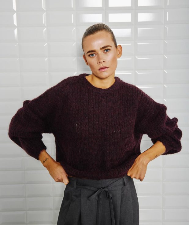 Wblophelia_Ls_Pullover_Windsor_Wine2