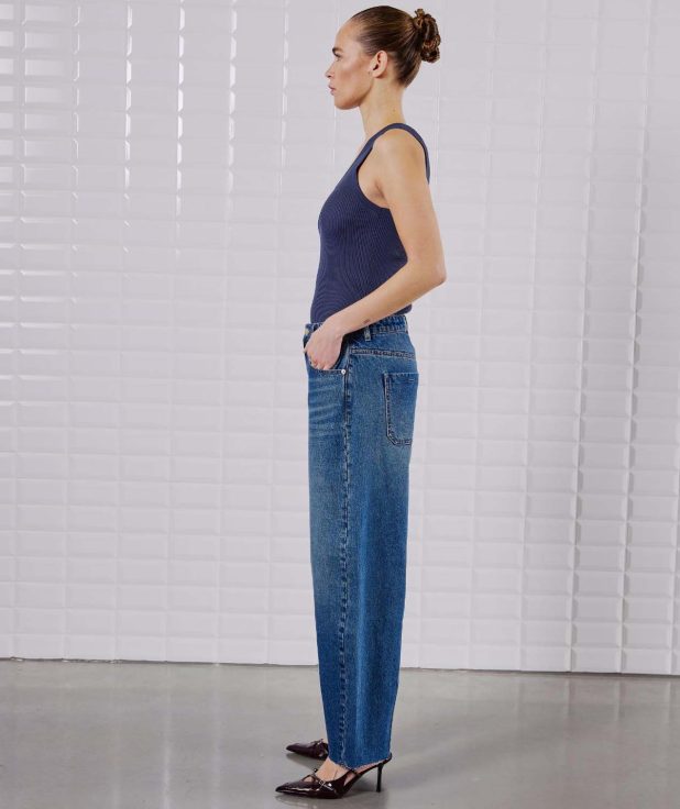 Wblpeyton_Barrel_Leg_Jeans_Horizon_Blue_Denim2