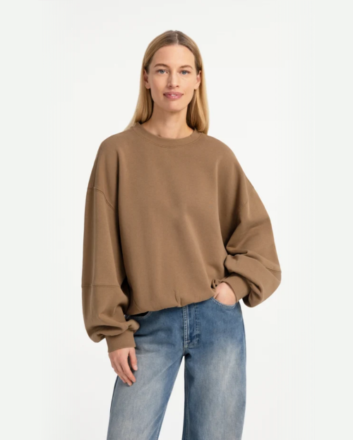Oversized sweater met ballonmouwen en gewassen finish