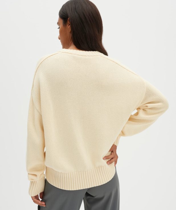 beige-geel_fijngebreide-trui_dames_tiruna_someday_achterkant