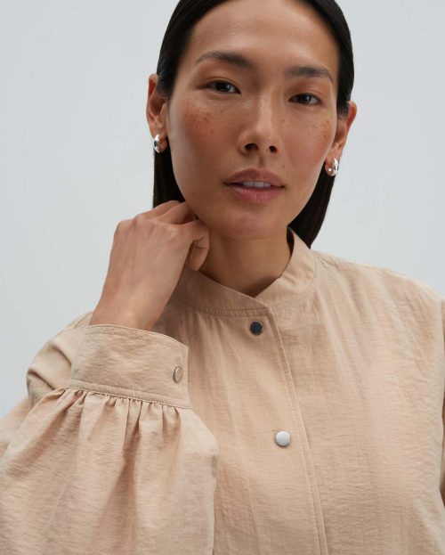 beige_bomber_dames_nelis_someday_detail-1