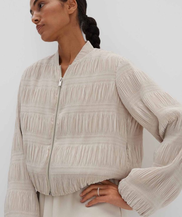 beige_bomber_dames_noley_someday_detail-1