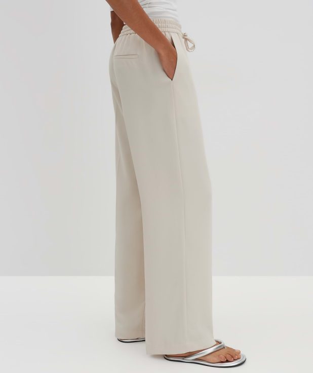 beige_stoffen-broek_dames_cevil-detail_someday_zijkant