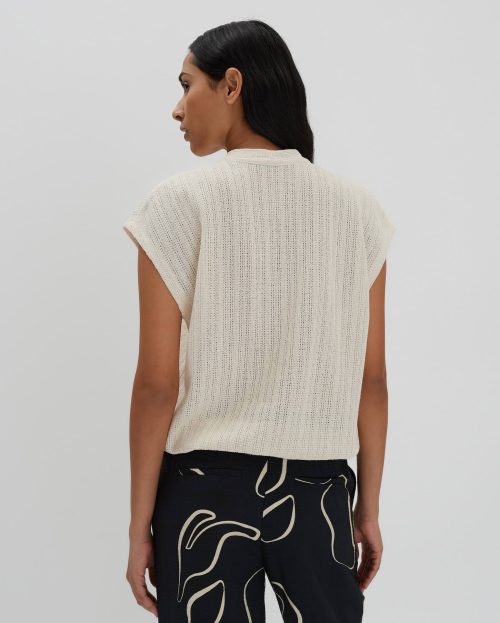 beige_sweatshirt_dames_ubecca_someday_achterkant_1