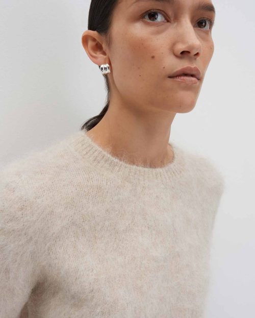 beige_trui-met-korte-mouwen_dames_tuomi_someday_detail-1