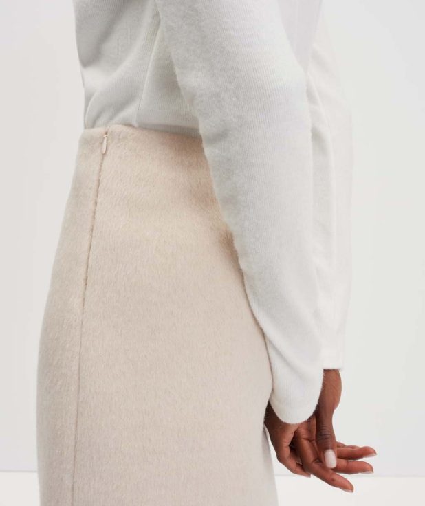 beige_wollen-rok_dames_ohaara_someday_detail-1