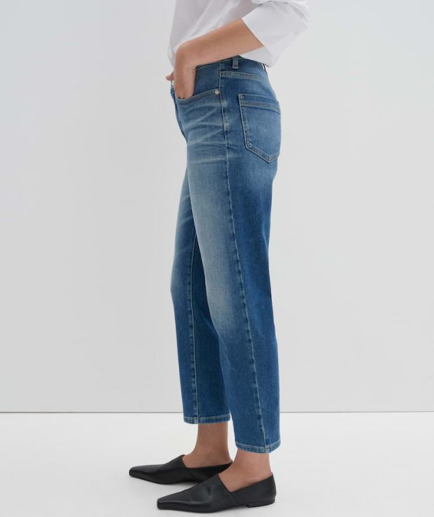 blauw_cropped-relaxed-jeans_dames_corah-iconic_someday_zijkant