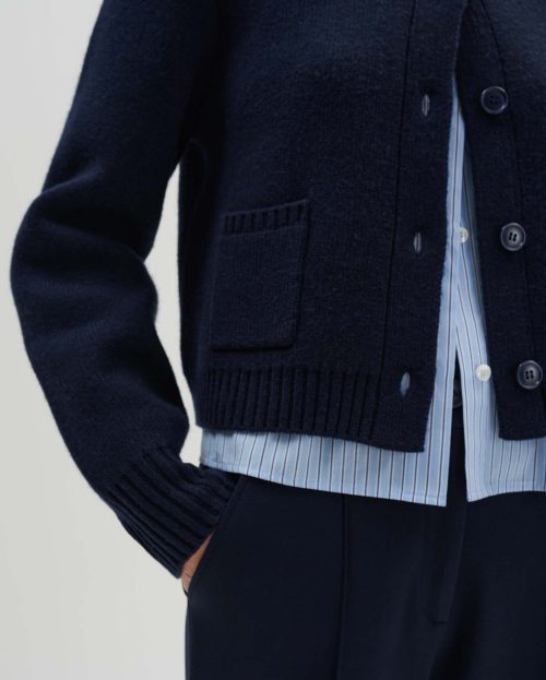 blauw_gebreid-vest_dames_talenia_someday_detail-2