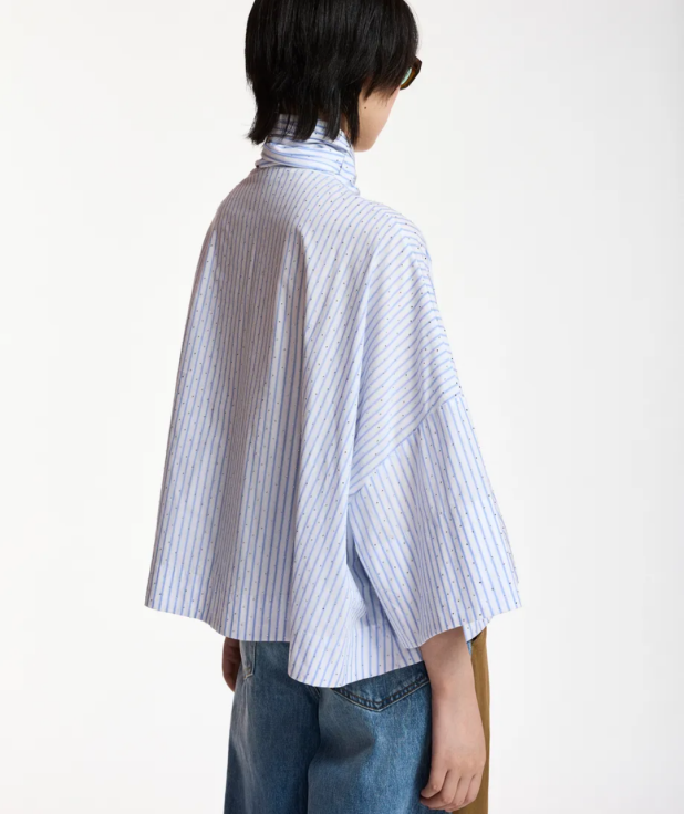 blouse kefir lichtblauw essentiel antwerp