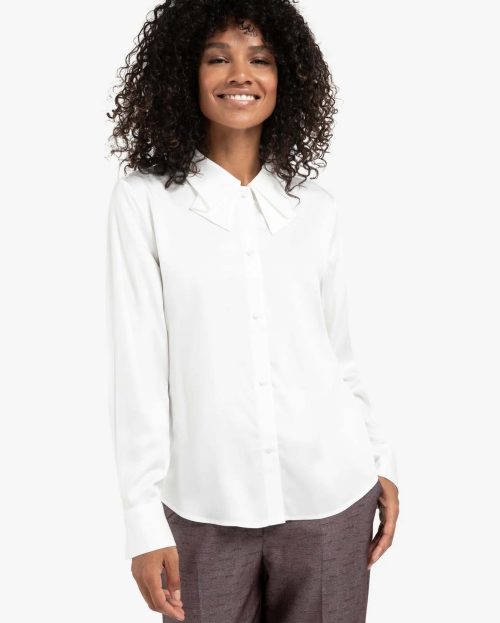 blouse-with-bow-detail-in-the-collar_828e80be-e94d-4d94-8174-7d9f851d9068