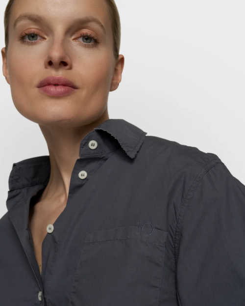 cropped shoulder blouse