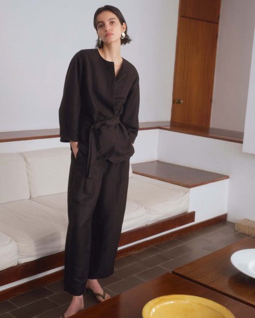 bruin_linnen-broek_dames_cisilia-barrel-linen_someday_campagne