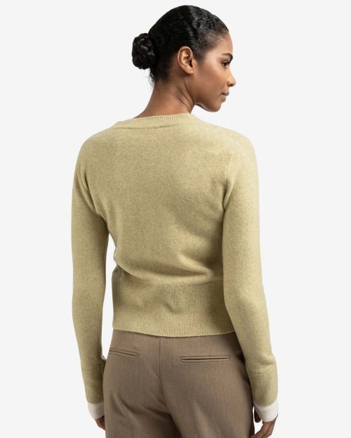 cardigan-with-contrast-details-and-v-neck_8387ba22-40ce-4178-bfa1-b5fd160ee77a