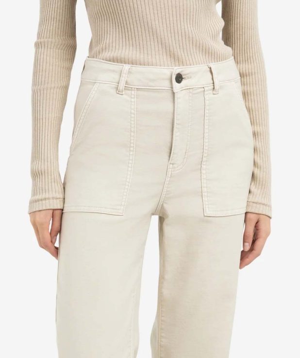 cargo-trousers-with-straight-legs-and-patch-pockets-1_d72a4449-1828-4e2b-9c4d-b000c3144cc2