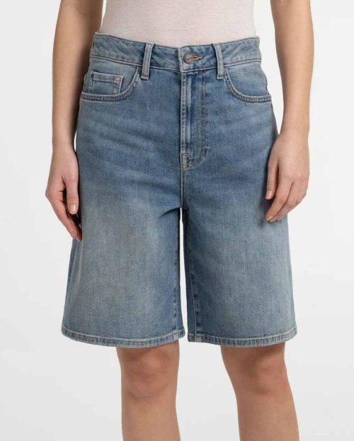 denim-bermuda-shorts-with-regular-fit_03c30b22-c6e8-4bf8-9897-073c7ee20409