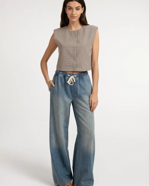 denim-trousers-with-wide-legs-and-drawstring_076069ee-57c6-4ef5-8c6f-e4608ad90ccb.jpg