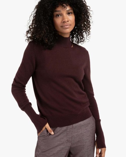 fine-knit-sweater-with-mock-neck-and-cut-out-neckline-1_da031645-b821-4b81-8591-492eaa0f974a