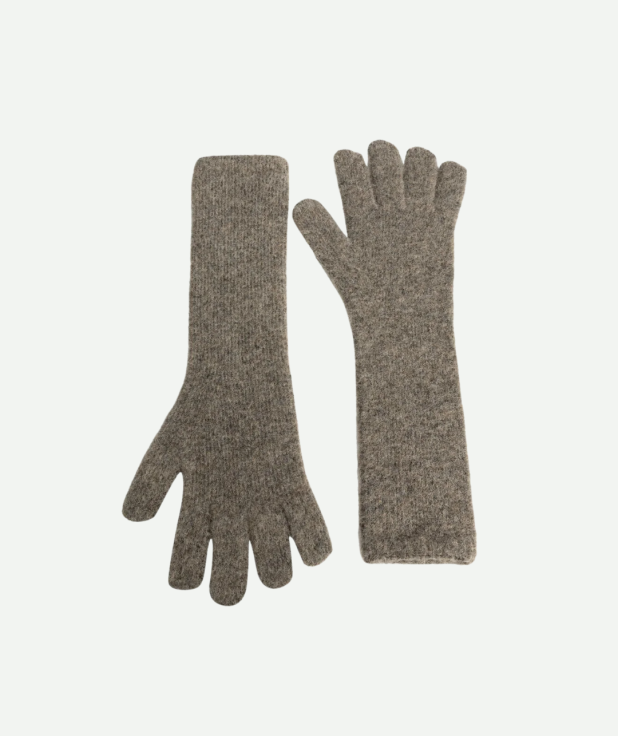 Zachte gebreide lange handschoenen