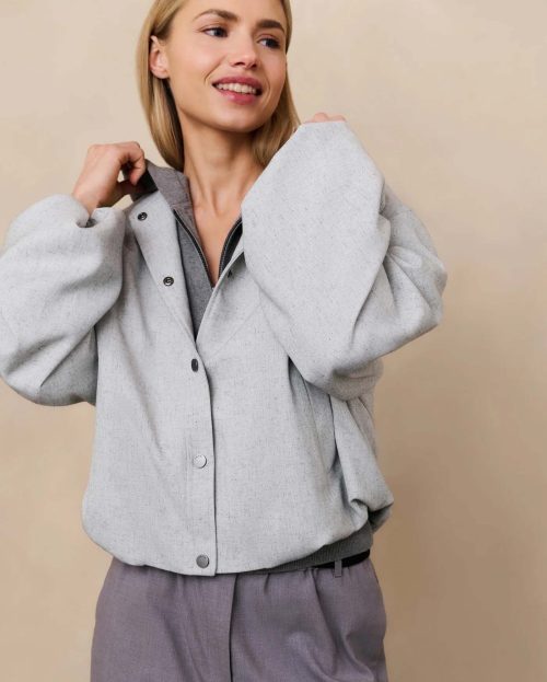 jacket-with-balloon-shape-and-snap-buttons_d115bbd8-65af-4dd7-bd37-539115d176d6