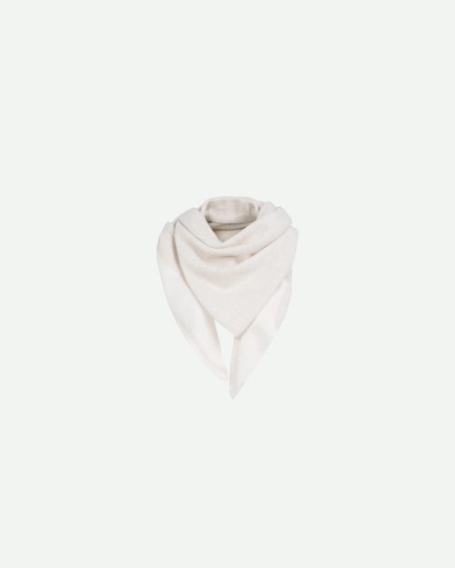 knitted-scarf-in-tonal-shades_bb48eaaf-86e7-445b-8289-44321cc03a24
