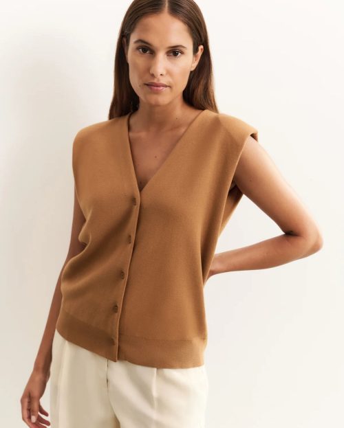 Spencer Chipmunk Brown Yaya knitted