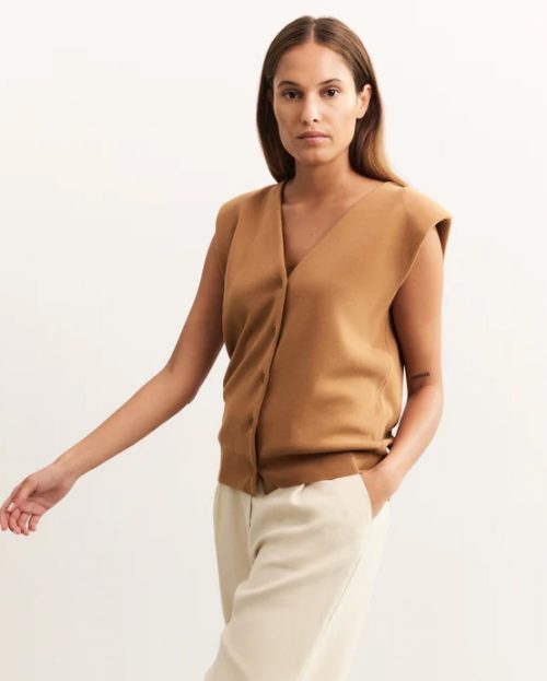 knitted-spencer-with-shoulder-details-and-v-neck-1_8889907e-301a-412b-bc8a-cc50829e2b37