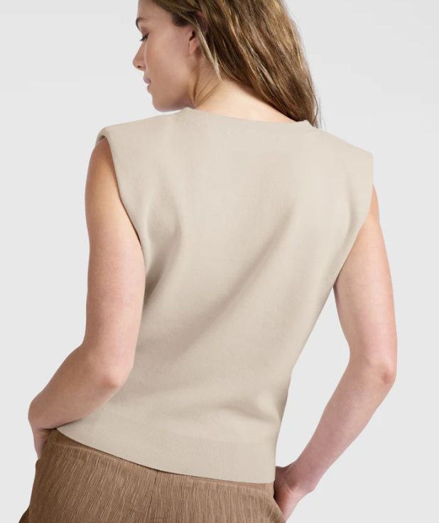 knitted-spencer-with-shoulder-details-and-v-neck_1bb29470-f1ce-441c-bd96-94b273e2c3e3