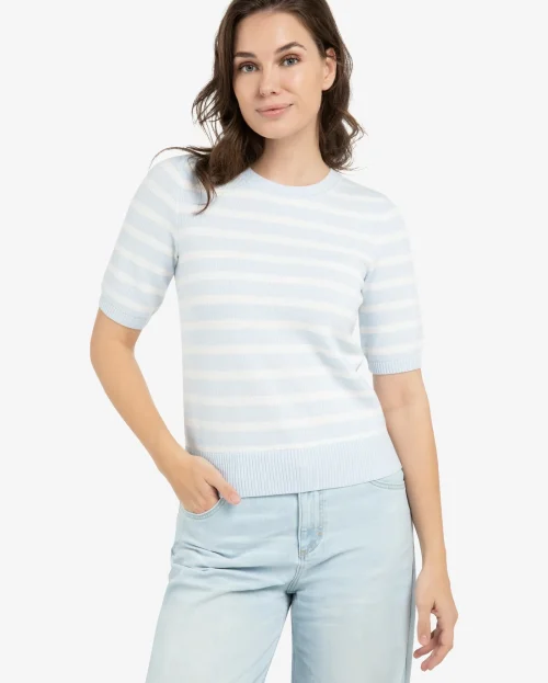 knitted-sweater-with-stripe-pattern-and-short-sleeves-1.jpg
