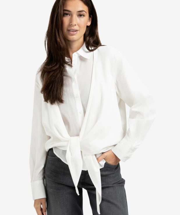 Gelaagde blouse met knoopdetail en lange mouwen wit