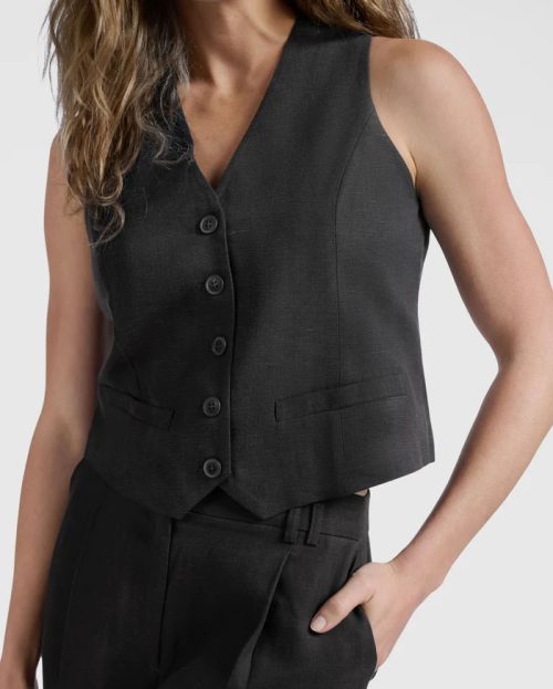 linen-blend-gilet-with-button-closure_b7f117e7-6868-4b49-ab0b-f2d44adaa946