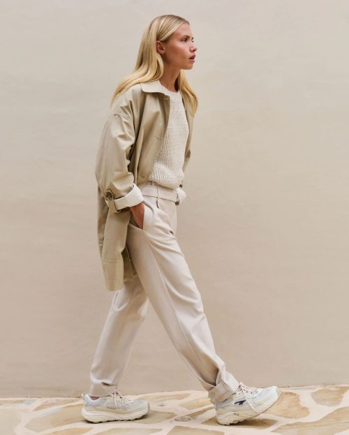 loose-fit-trousers-with-double-belt-and-button-detail