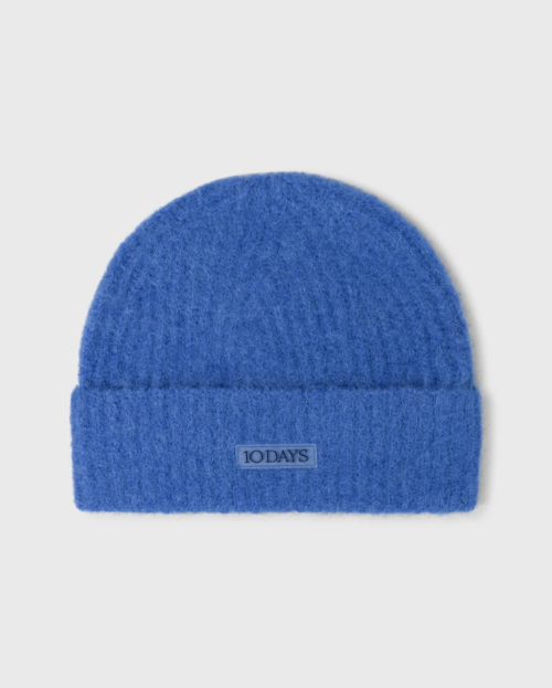 hairy beanie