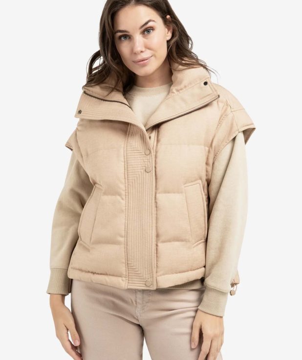 oversized-padded-bodywarmer-with-collar_75c9a22d-b122-4c42-8f69-25e94618c3aa