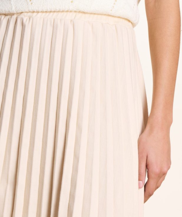 p2897145_1064472_4_696e0426db382