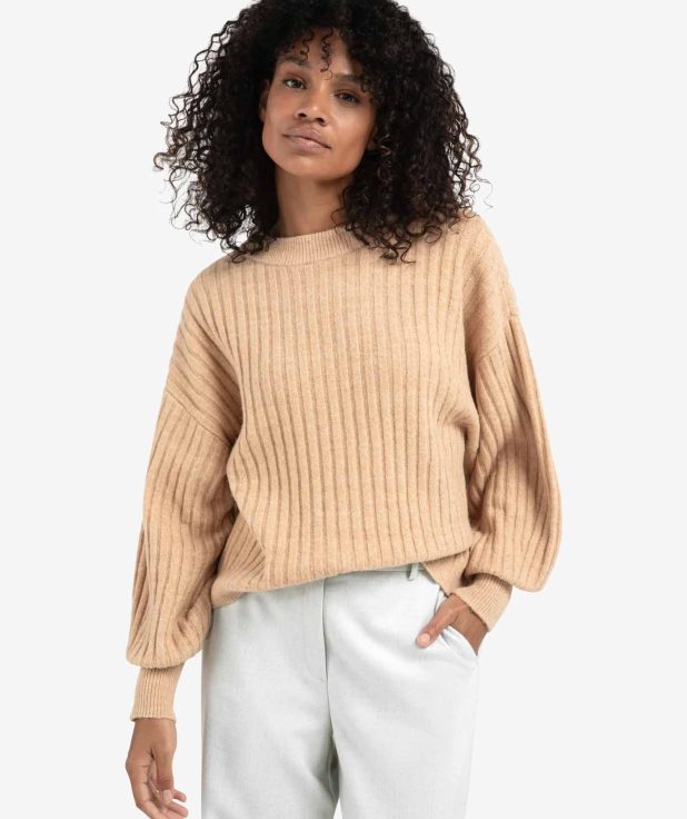 ribbed-sweater-with-round-neck-and-long-sleeves