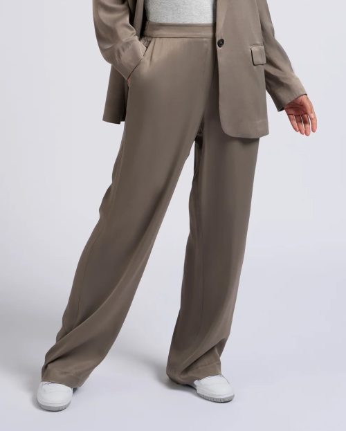 satin-trousers-with-wide-legs-and-elastic-waistband-clay-pebble-grey_2880x