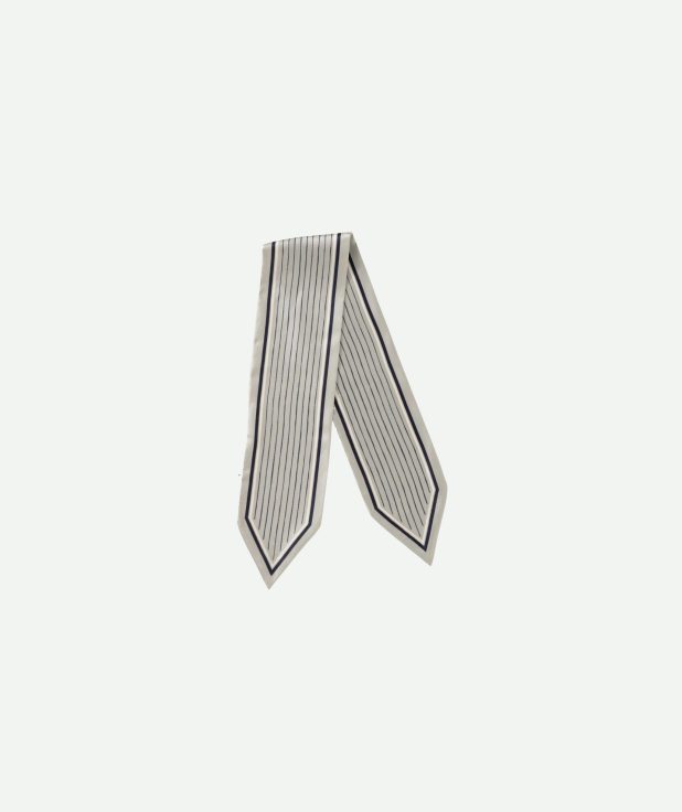 scarf-with-fine-stripes-and-glossy-finish-1_456a7069-ae01-45da-b9fd-f27f0f757663
