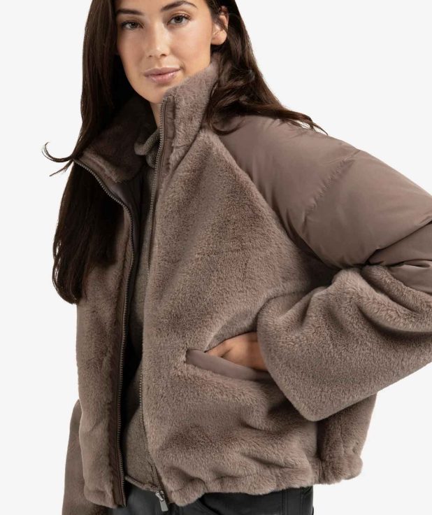 short-teddy-jacket-with-padded-sleeves-1_6fd08ca1-ea37-413c-858f-dffaeb4e397e