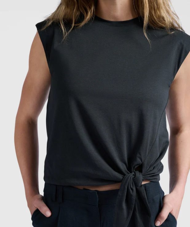 sleeveless-top-with-knot-detail-1_254508af-3713-4dbb-a41b-3429b911607b