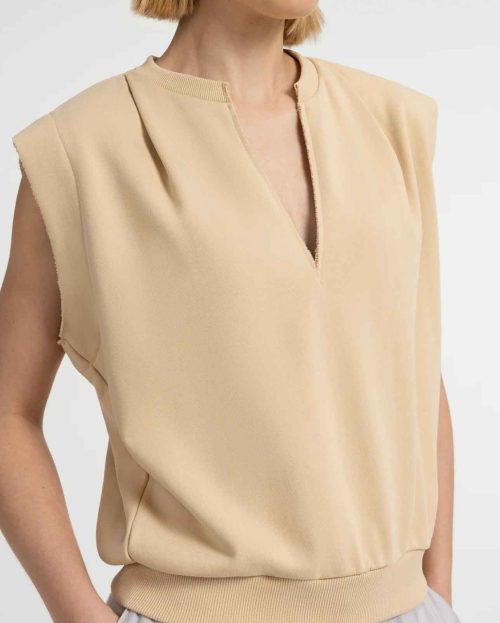 sleeveless-v-neck-sweater-with-relaxed-fit-1_bc38889f-70d8-4f27-a28e-068ceea50cbc